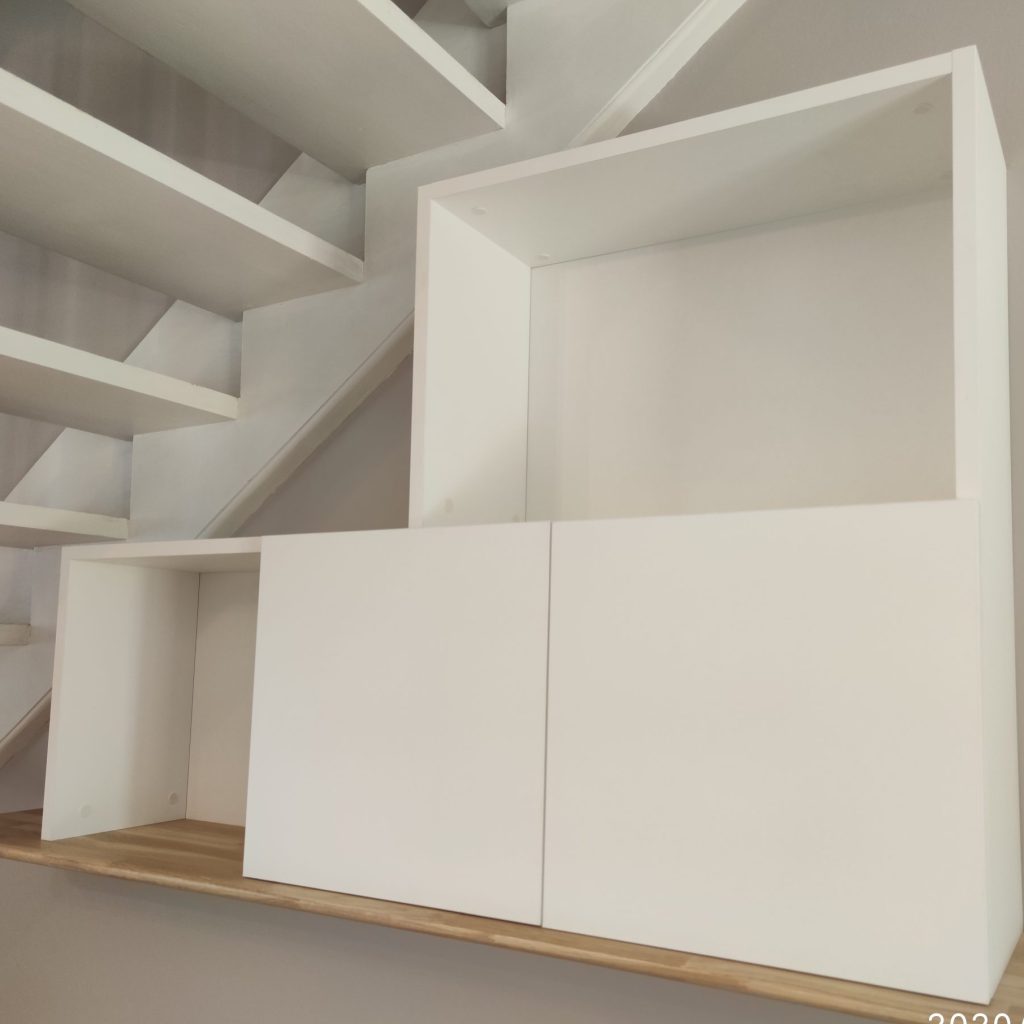 étagère blanche mate